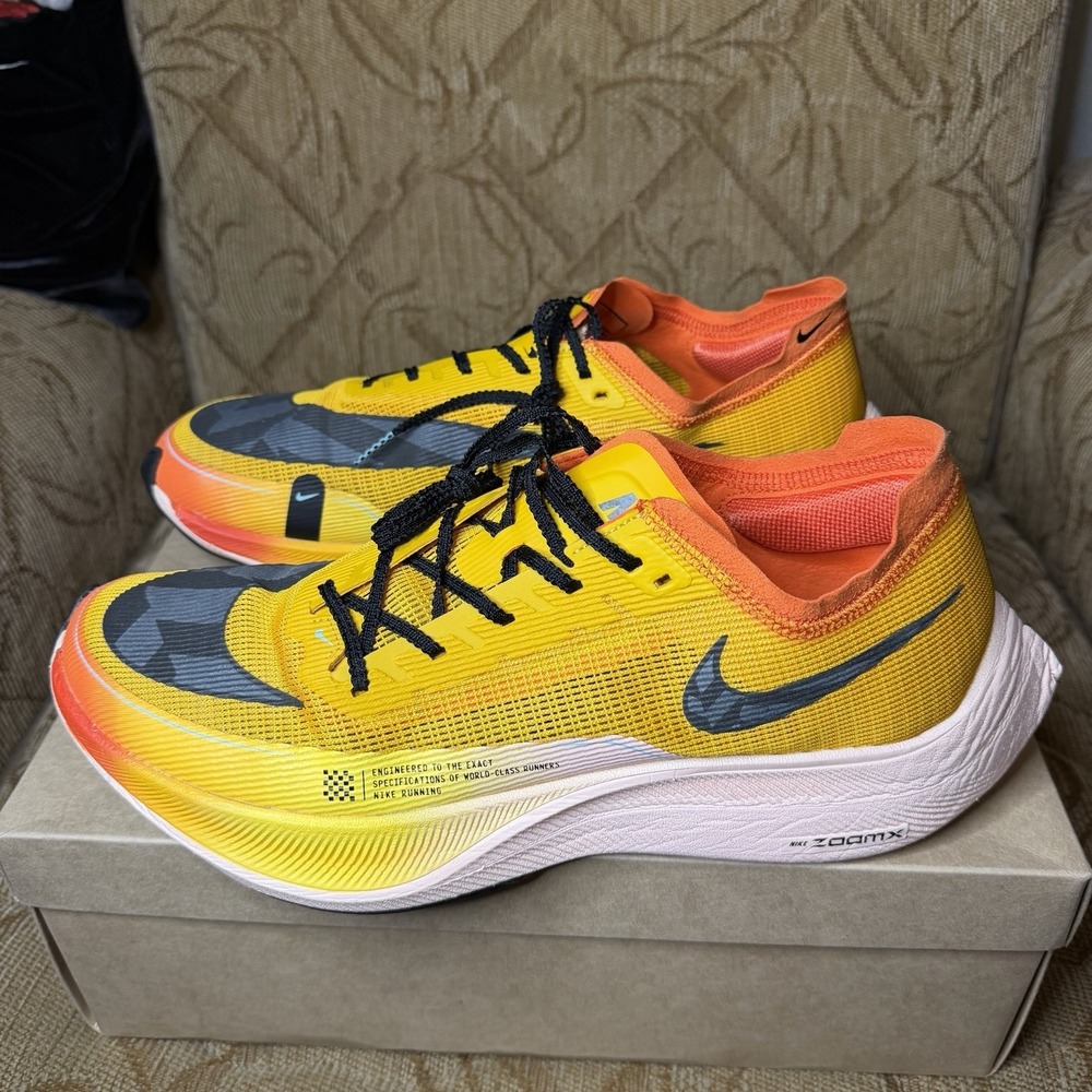Size 12.5 - Nike ZoomX Vaporfly NEXT% 2 University‎ Gold Zoom Pack EUC!